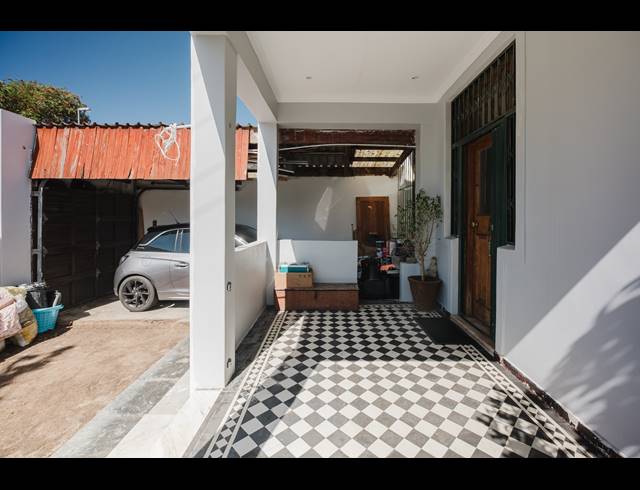 3 BEDROOM HOUSE FOR SALE IN SEA POINT